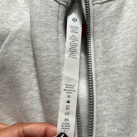 Lululemon full zip scuba hoodie - Sz 8 - Picture 2 of 3